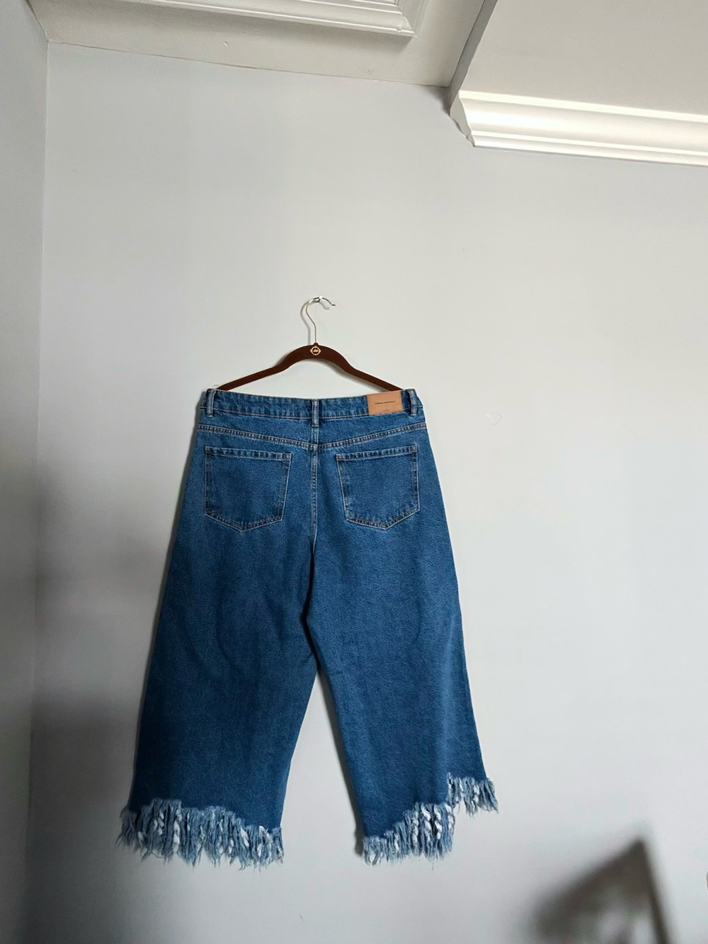 Zara Medium Blue Frayed Hem Boyfriend Jeans